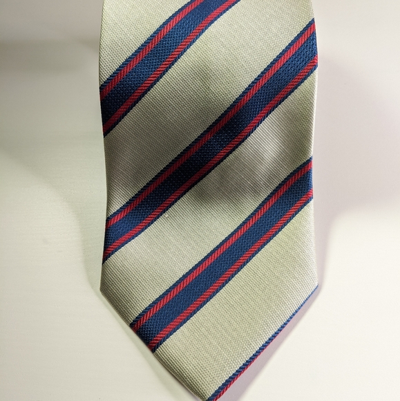 Vanderbilt - Picture 4 of 4